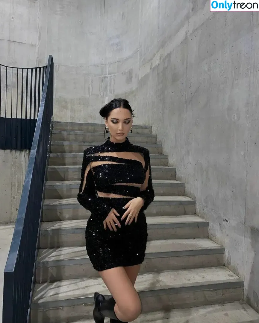 Goldi Halili nude photo #0238 (or_halili)