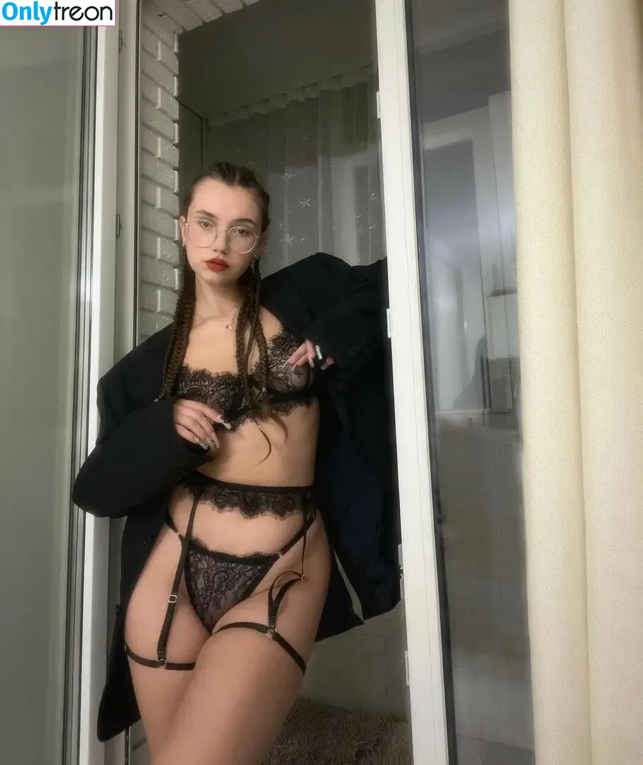 golovniisad nude photo #0009 (1034346779)