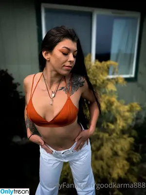 goodkarma888 / missdior888 nude photo #0010