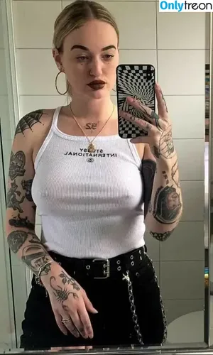 Goth Queen /  / lil__ked / lil_ked nude photo #0012