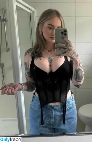 Goth Queen /  / lil__ked / lil_ked nude photo #0043