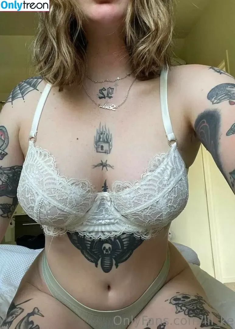 Goth Queen nude photo #0014 ( / lil__ked / lil_ked)