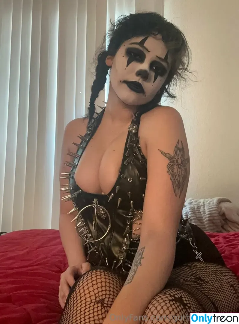 gothgamergirly nude photo #0257 (gothgirlgaming)