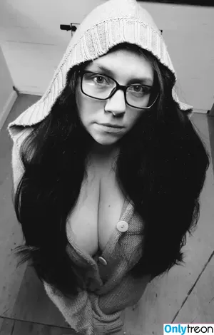 Gothicc Farm Wife / gothiccfarmwife / thisfarmwife nude photo #0036