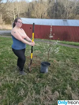 Gothicc Farm Wife / gothiccfarmwife / thisfarmwife nude photo #0072