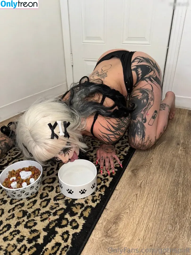 gothspiiit nude photo #0021 (gothspiiit)