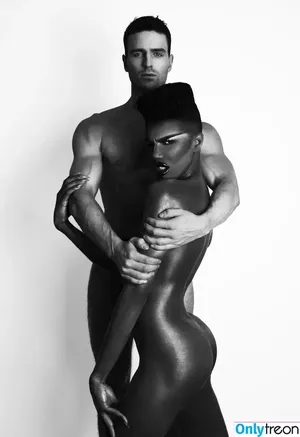  nude photo #0009