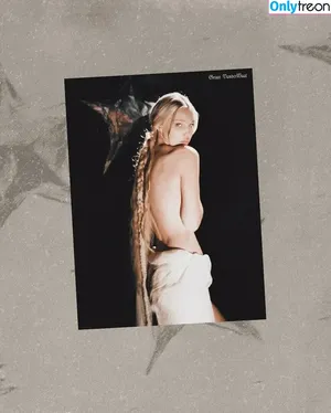 Grace VanderWaal / gracevanderwaal nude photo #0129