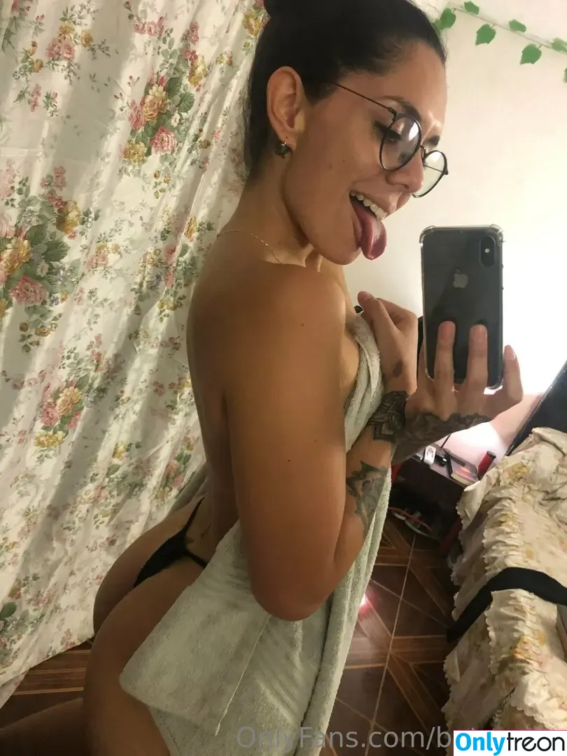 gracegilded nude photo #0004 (gilded.grace_)