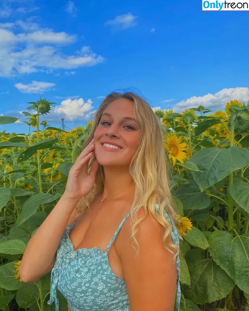 Gracie Diewald nude photo #0206 (goofy-gracie / gracediewaldd / graceelizabethdfit)