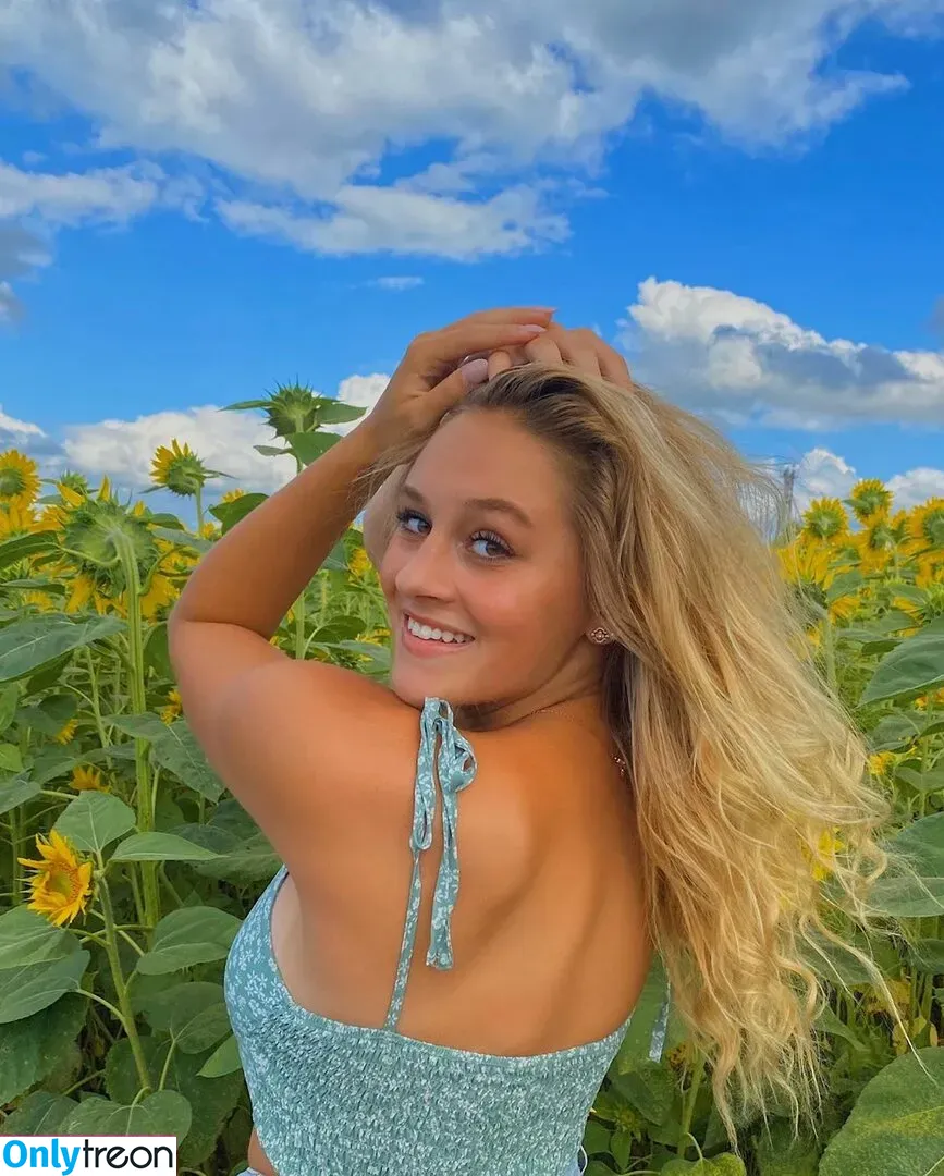 Gracie Diewald nude photo #0207 (goofy-gracie / gracediewaldd / graceelizabethdfit)