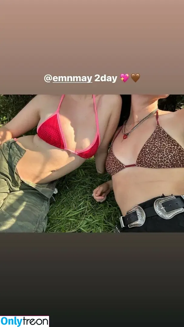 Grapejuicenads nude photo #0002 (Nadia / nadiaalexeev)
