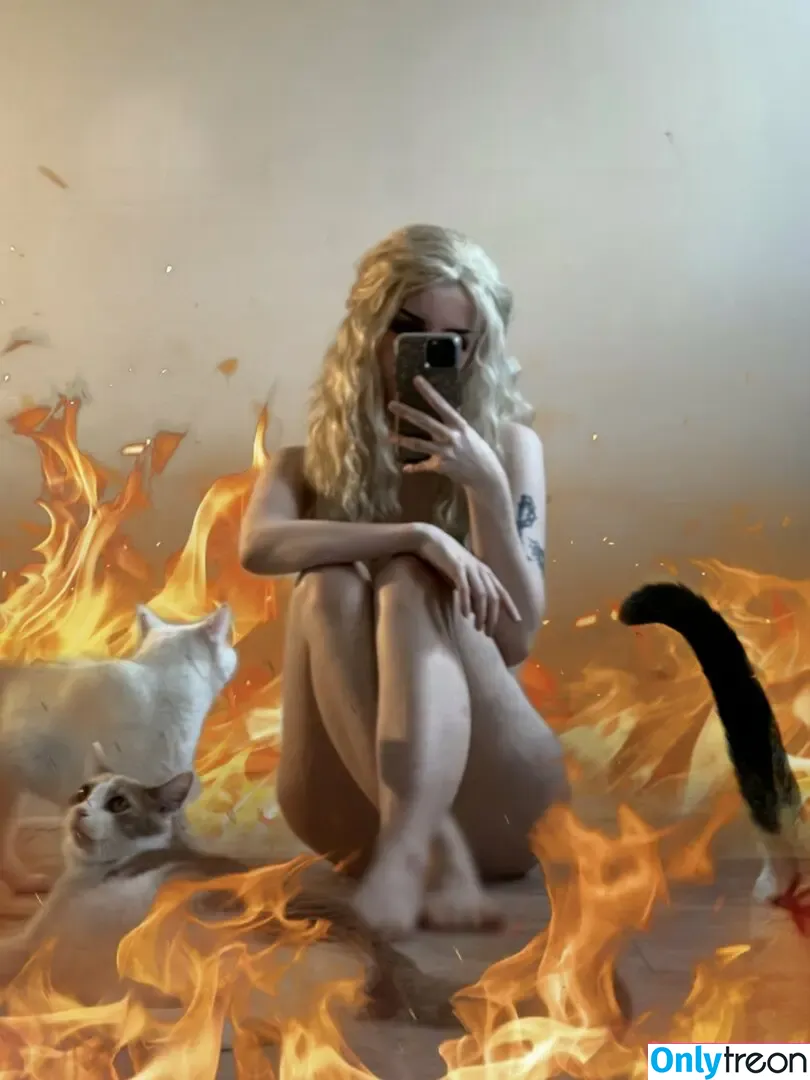 graveghostie nude photo #0001 (eghostie / missghostie99)