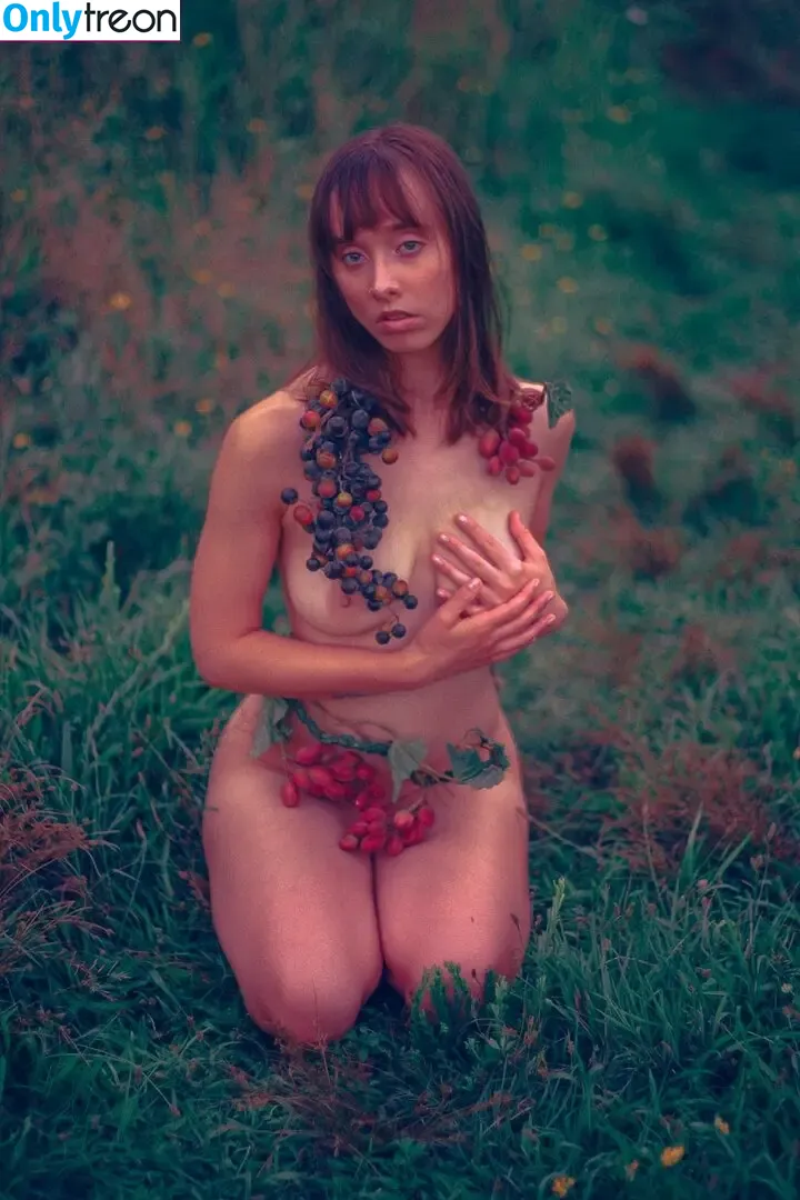 Green_Eyed_Nymph nude photo #0239 (Green_Eyed_Nymph)