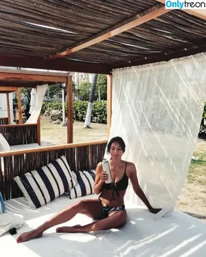 Greta Onieogou / greta.onieogou nude photo #0019