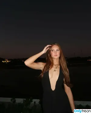 Grier Hammond Henchy / grierhhenchy nude photo #0019