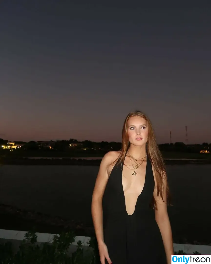 Grier Hammond Henchy nude photo #0017 (grierhhenchy)