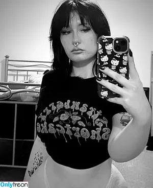 Groguwhre / fae_fated nude photo #0007