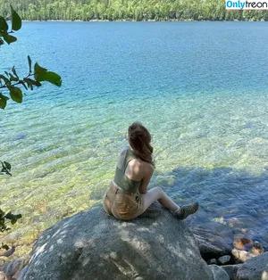 Groovygeologist / Cate Larsen nude photo #0004