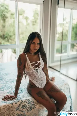 Guapamag nude photo #2982