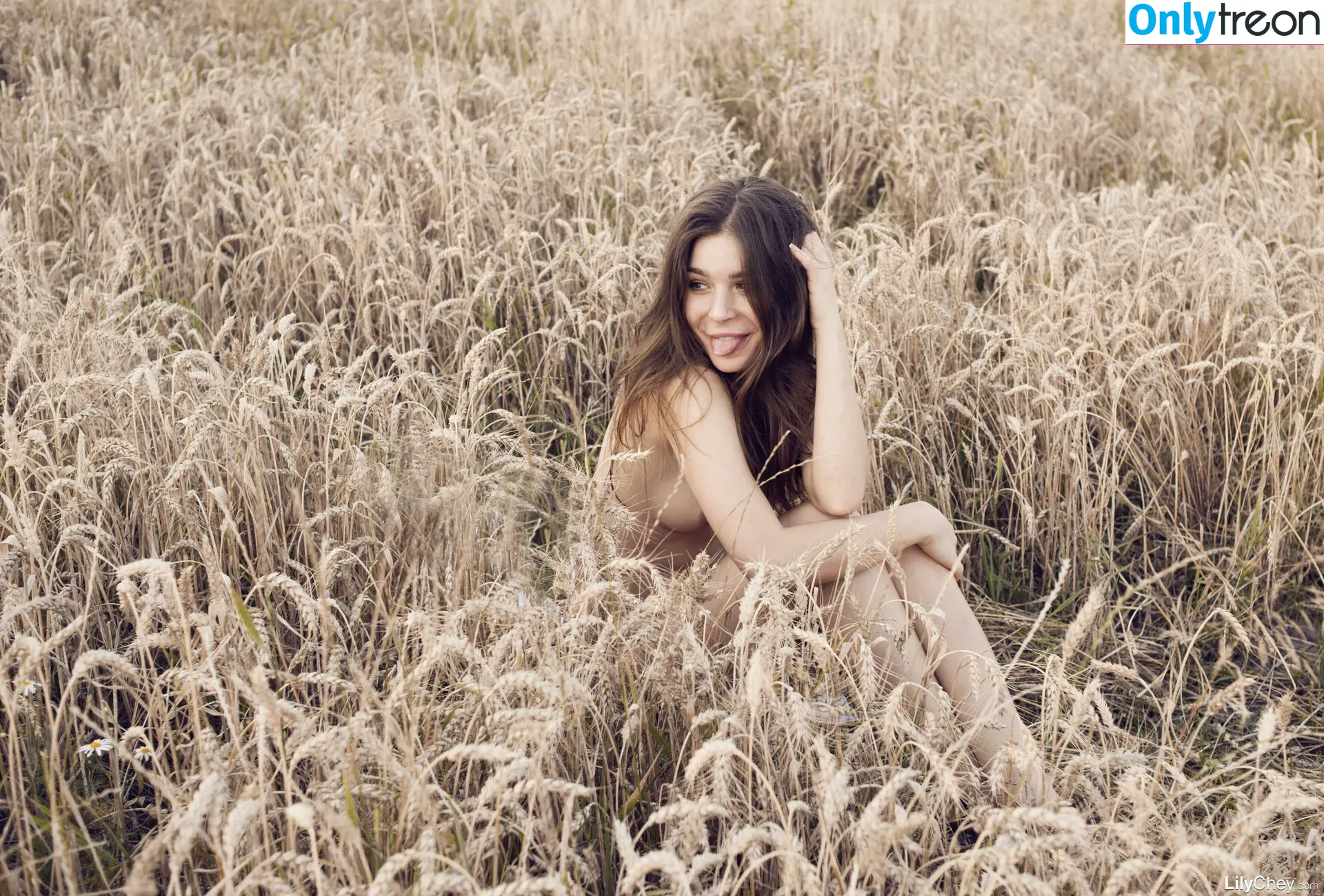 Guerlain nude photo #0388 (Anastasia S / Dominika / Lili / Lily C / Lily Chey / Nasty Q. / lea_guerlin / sia89)