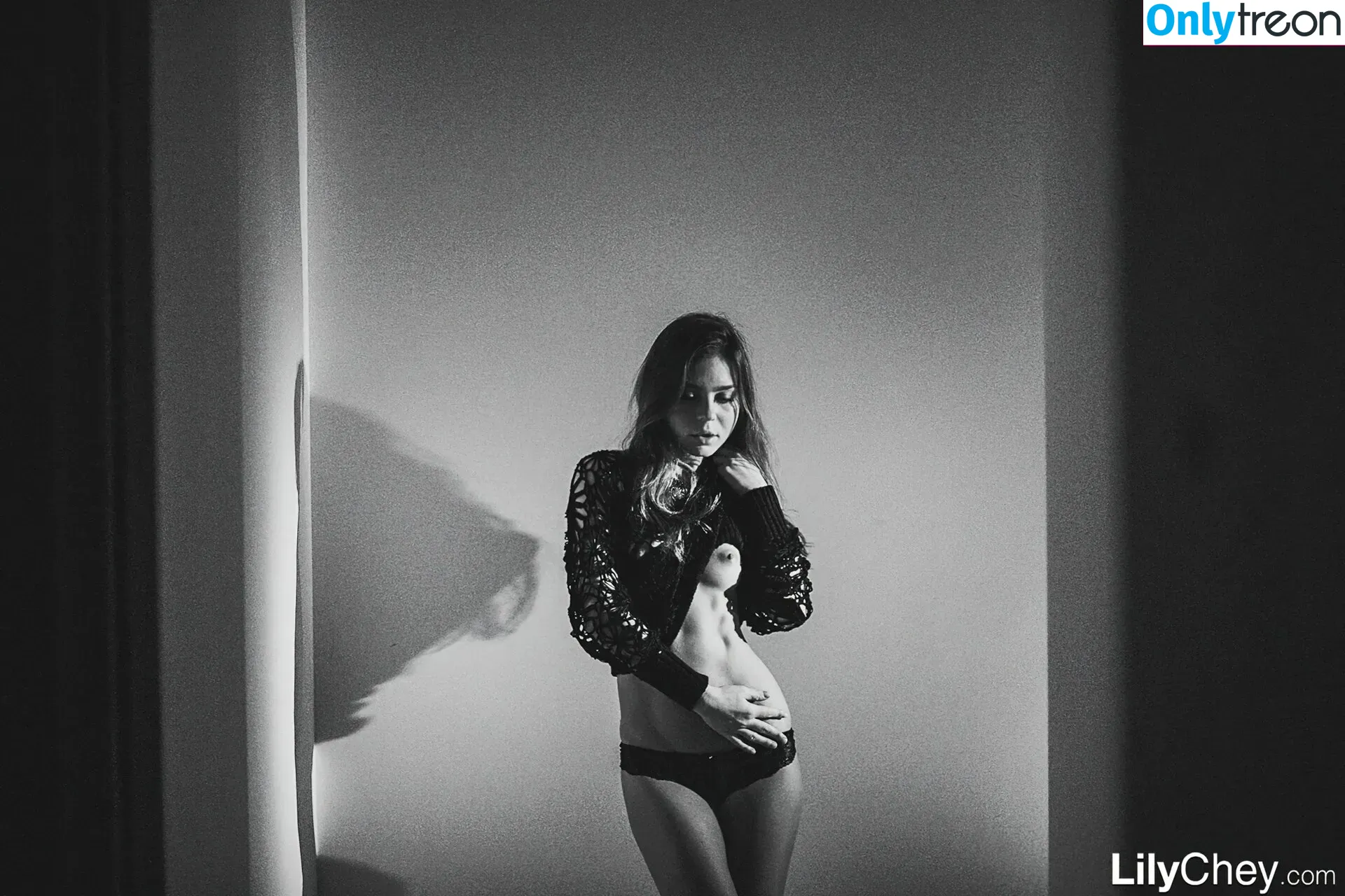 Guerlain nude photo #0408 (Anastasia S / Dominika / Lili / Lily C / Lily Chey / Nasty Q. / lea_guerlin / sia89)