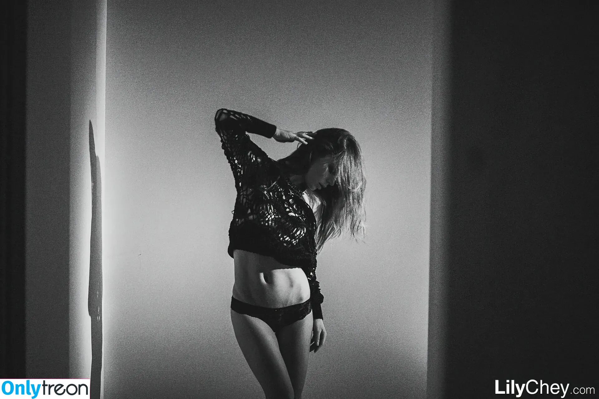 Guerlain nude photo #0413 (Anastasia S / Dominika / Lili / Lily C / Lily Chey / Nasty Q. / lea_guerlin / sia89)