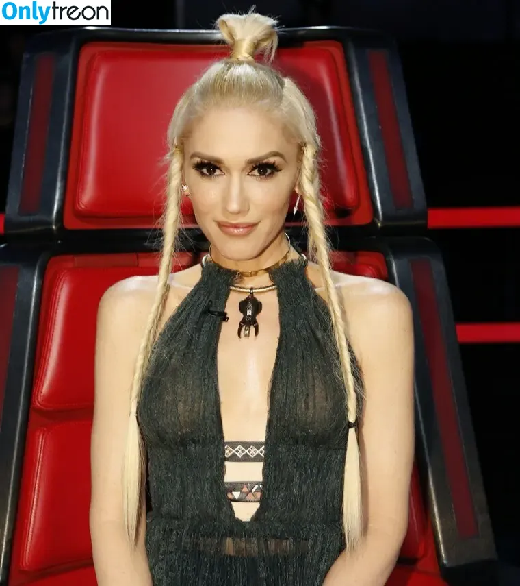 Gwen Stefani nude photo #0081 (gwenstefani)