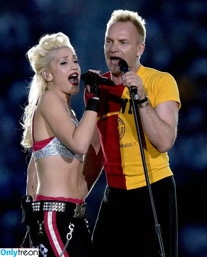 Gwen Stefani nude photo #0115 (gwenstefani)