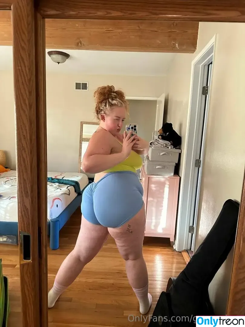 gwenadora nude photo #0004 (gwenisadorable)