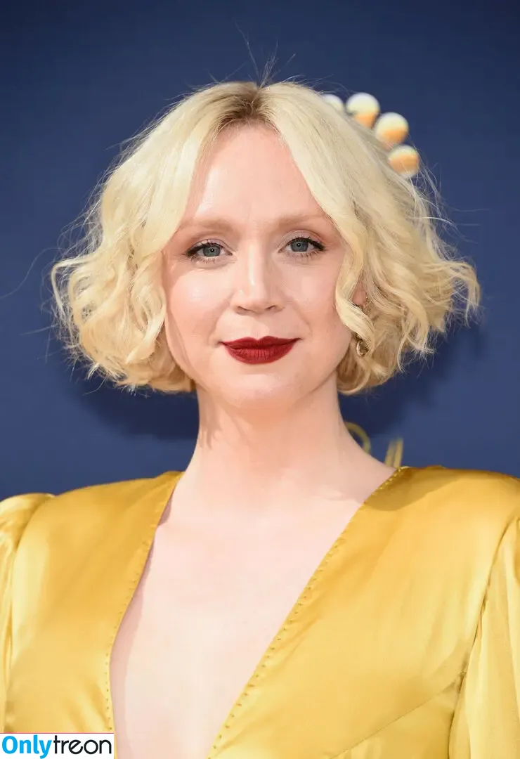Gwendoline Christie nude photo #0078 (BrienneTarth from GoT / christiestevens / gwendolineuniverse)
