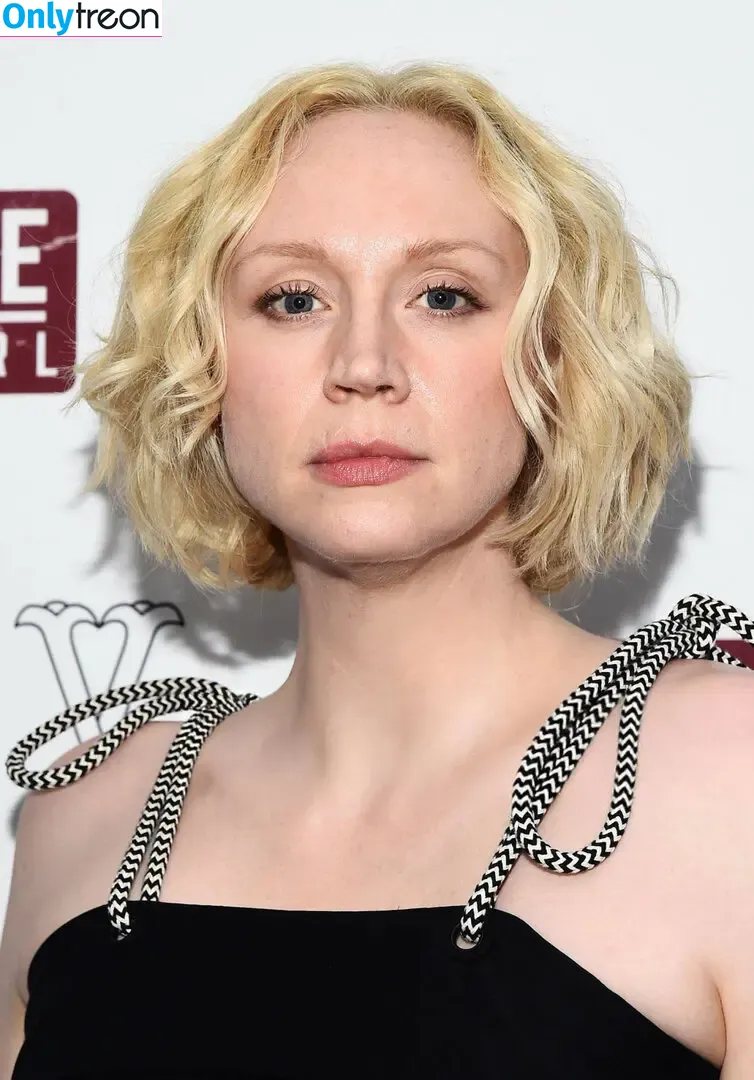 Gwendoline Christie nude photo #0084 (BrienneTarth from GoT / christiestevens / gwendolineuniverse)