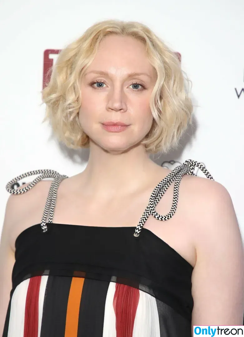 Gwendoline Christie nude photo #0086 (BrienneTarth from GoT / christiestevens / gwendolineuniverse)