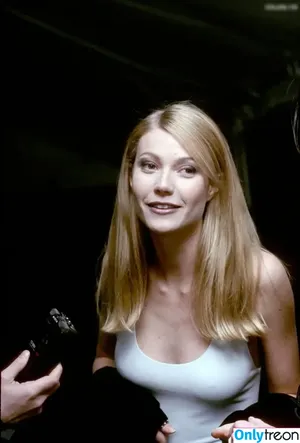 Gwyneth Paltrow / GwynethPaltrow nude photo #0721