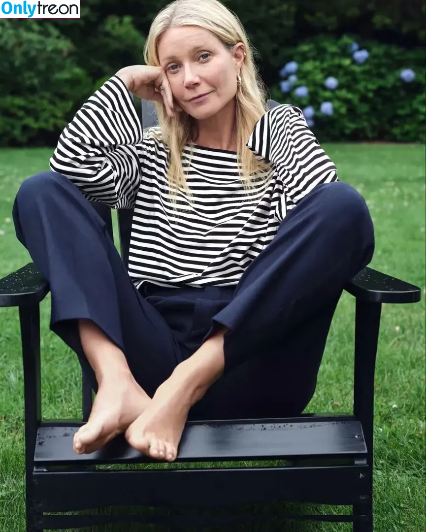 Gwyneth Paltrow nude photo #0105 (GwynethPaltrow)