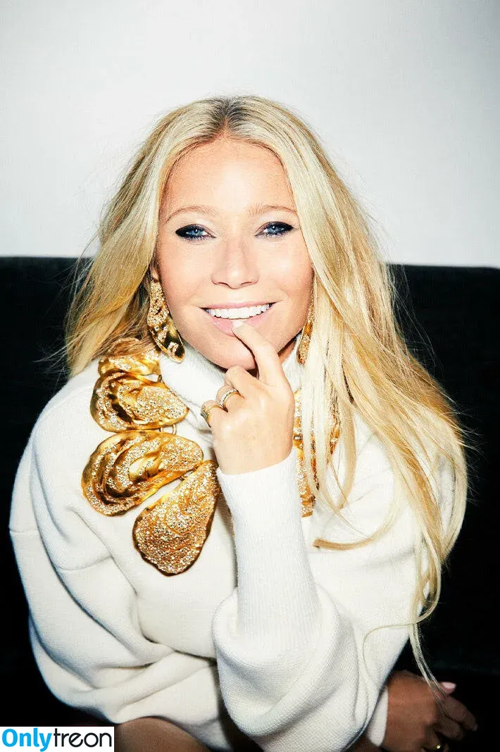 Gwyneth Paltrow nude photo #0165 (GwynethPaltrow)