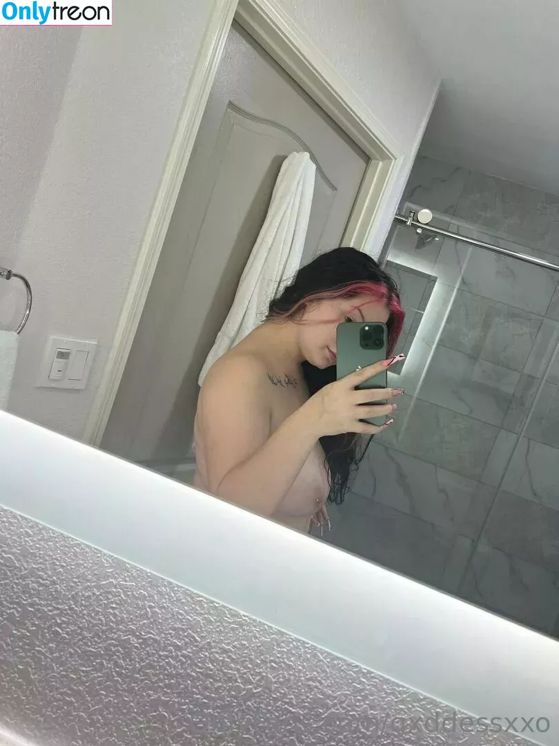 gxddessxxo nude photo #0026 (gxddessxxo)