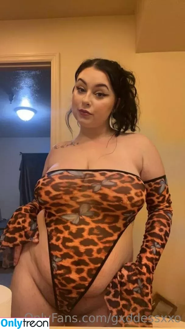 gxddessxxo nude photo #0100 (gxddessxxo)