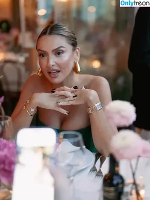 Hadise / hadisex nude photo #0174