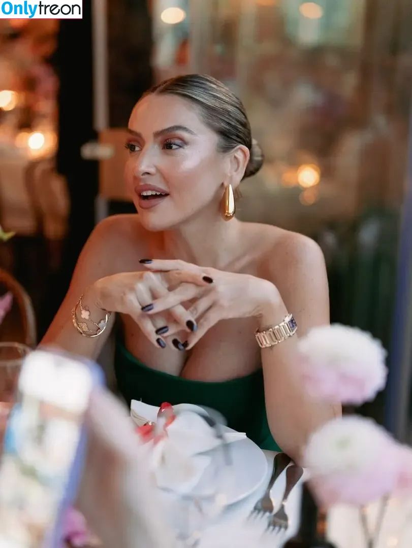 Hadise nude photo #0168 (hadisex)