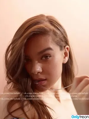 Hailee Steinfeld / hailee_steinfeld / haileesteinfeld nude photo #0063