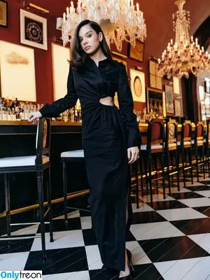 Hailee Steinfeld / hailee_steinfeld / haileesteinfeld nude photo #0590