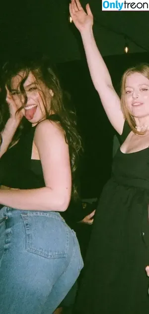 Hailee Steinfeld / hailee_steinfeld / haileesteinfeld nude photo #0658