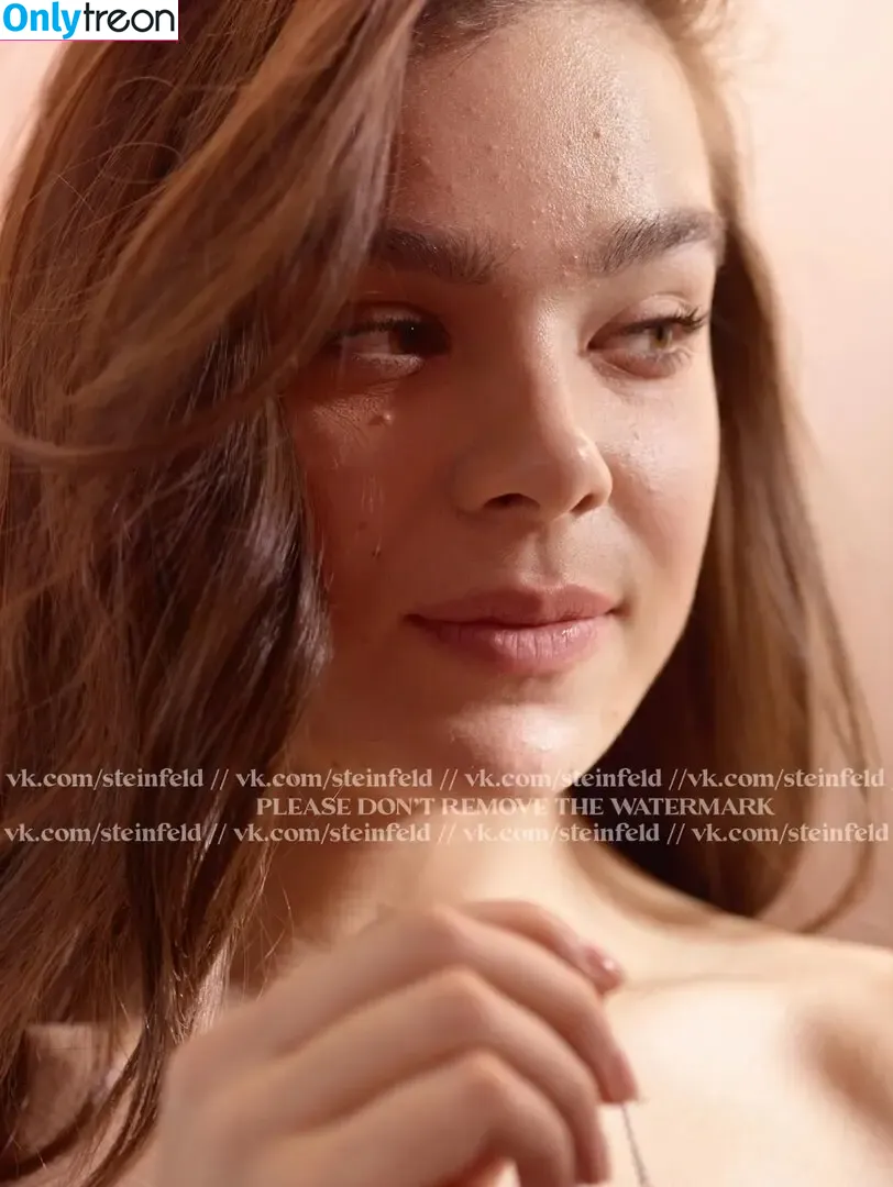 Hailee Steinfeld nude photo #0062 (hailee_steinfeld / haileesteinfeld)