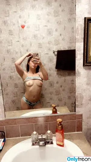 Hailee / haileesteinfeld / toosweet.hai nude photo #0010