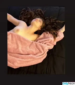 Hailee / haileesteinfeld / toosweet.hai nude photo #0068