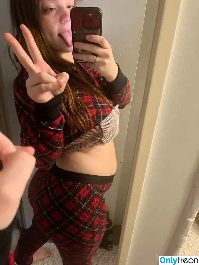Hailee nude photo #0003 (haileesteinfeld / toosweet.hai)