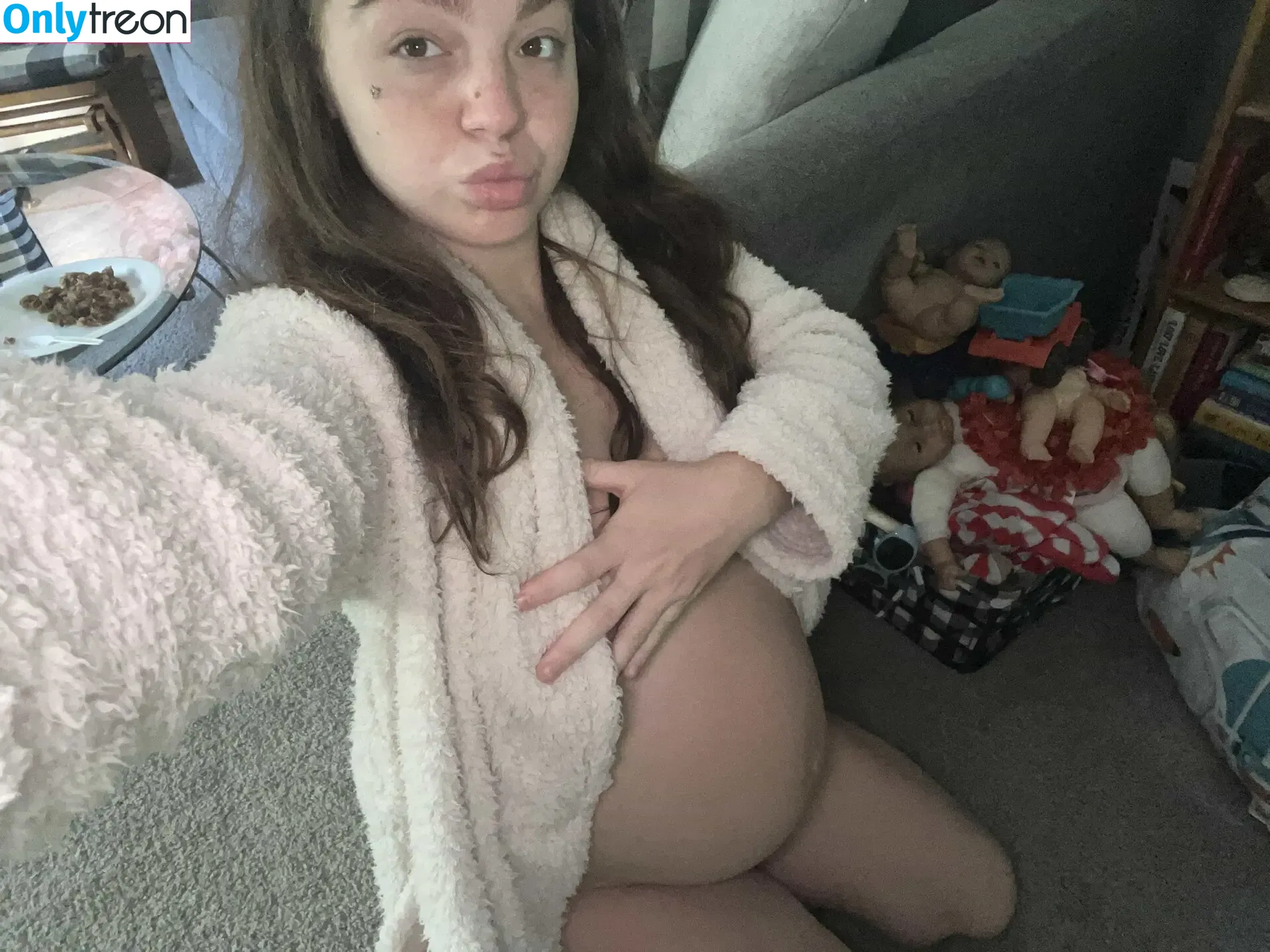 Hailee nude photo #0023 (haileesteinfeld / toosweet.hai)