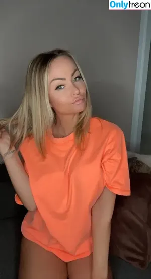 Hailey-B / haileyb_offiziell nude photo #0090
