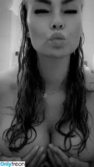 Hailey-B / haileyb_offiziell nude photo #0114